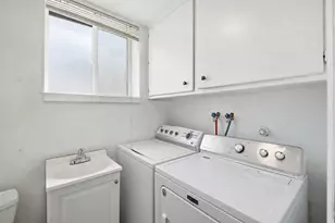 3881 S Bonniewood Dr W, West Valley, UT 84119 - Photo 23