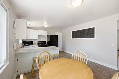 3881 S Bonniewood Dr W, West Valley, UT 84119 - Photo 11