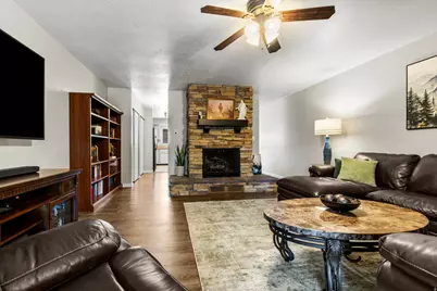 5664 Aspen Ct, South Ogden, UT 84403 - Photo 9