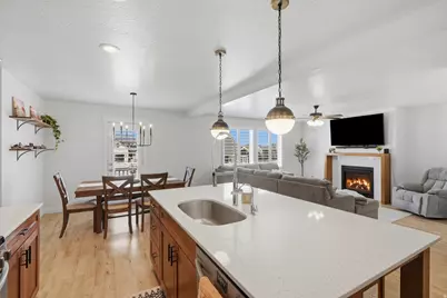 6694 W Wind Rose Dr, Herriman, UT 84096 - Photo 9