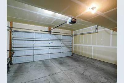 940 W Willow Green Way, Farmington, UT 84025 - Photo 35