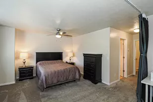 940 W Willow Green Way, Farmington, UT 84025 - Photo 19