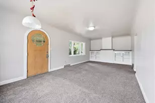 262 W 400 S, Springville, UT 84663 - Photo 9