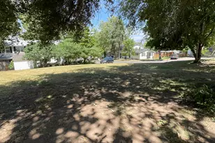 3891 S Grandview Dr E, Ogden, UT 84403 - Photo 29