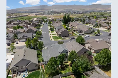 2242 N 2450 W, Lehi, UT 84048 - Photo 43