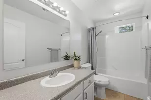 2233 S 500 E, Salt Lake City, UT 84106 - Photo 23