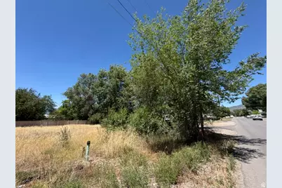156 S 300 E, Heber City, UT 84032 - Photo 3
