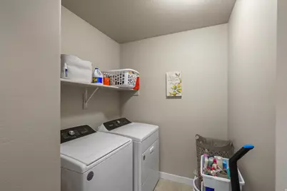 7831 W King Top Rd, Magna, UT 84044 - Photo 27