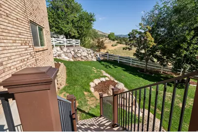 254 E 1825 N, Centerville, UT 84014 - Photo 45