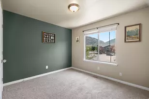 359 E 2275 N, North Ogden, UT 84414 - Photo 19