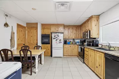 209 E 300 N, Smithfield, UT 84335 - Photo 35