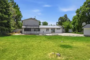 209 E 300 N, Smithfield, UT 84335 - Photo 27