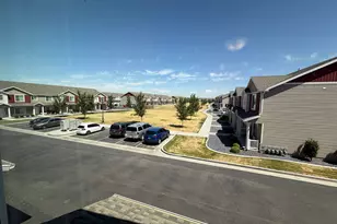 1572 E 460 S, Hyrum, UT 84319 - Photo 11