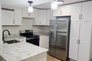 555 Star Crest Dr, Salt Lake City, UT 84116 - Photo 9