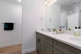 4542 W Parkes Peak Ln S, Herriman, UT 84096 - Photo 21