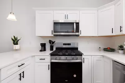 4542 W Parkes Peak Ln S, Herriman, UT 84096 - Photo 13