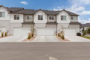 4542 W Parkes Peak Ln S, Herriman, UT 84096 - Photo 27