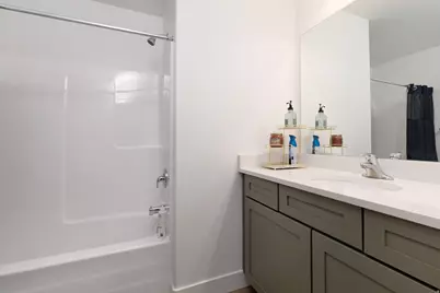 4542 W Parkes Peak Ln S, Herriman, UT 84096 - Photo 21