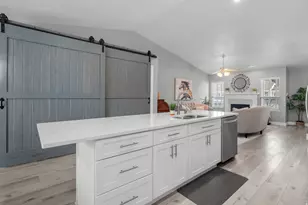 984 N 400 W, American Fork, UT 84003 - Photo 5