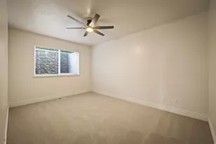1107 N Twickenham Dr, Salt Lake City, UT 84103 - Photo 37