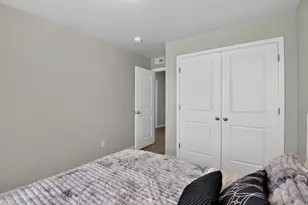 5156 W Stockfield Ln, Herriman, UT 84096 - Photo 15