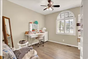 1073 N 175 E, Layton, UT 84041 - Photo 27