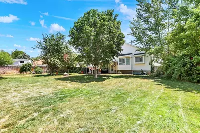 1073 N 175 E, Layton, UT 84041 - Photo 33