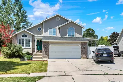 1073 N 175 E, Layton, UT 84041 - Photo 33