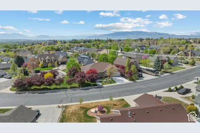 3957 W Honey Locust Ln, Cedar Hills, UT 84062 - Photo 49