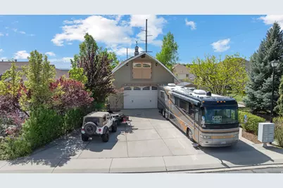 3957 W Honey Locust Ln, Cedar Hills, UT 84062 - Photo 3