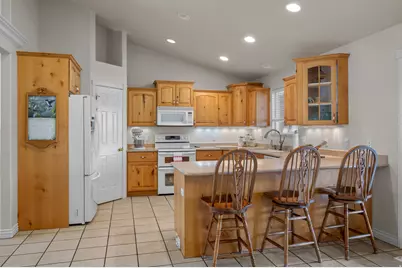 3957 W Honey Locust Ln, Cedar Hills, UT 84062 - Photo 7