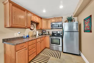 1926 E Gray Fox Dr E, Draper, UT 84020 - Photo 25