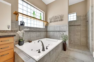 1926 E Gray Fox Dr E, Draper, UT 84020 - Photo 15
