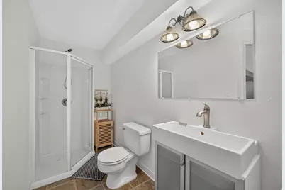 2246 E Evergreen View Ct, Salt Lake City, UT 84109 - Photo 29