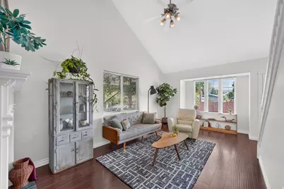 2246 E Evergreen View Ct, Salt Lake City, UT 84109 - Photo 5