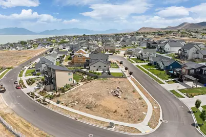 3492 S Meadowlark Ln, Saratoga Springs, UT 84045 - Photo 7