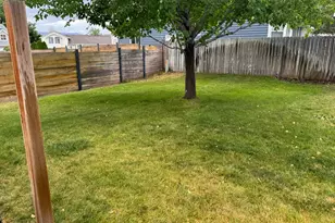 4244 Westlake Dr, Roy, UT 84067 - Photo 37