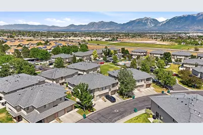 4896 W Aspen Springs Dr, Riverton, UT 84096 - Photo 29