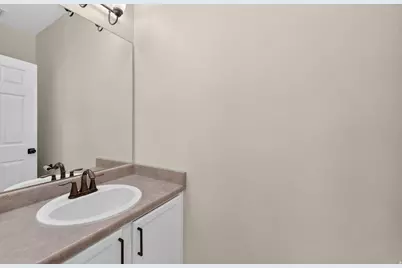 4896 W Aspen Springs Dr, Riverton, UT 84096 - Photo 13