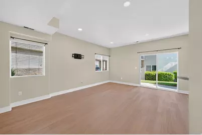 4896 W Aspen Springs Dr, Riverton, UT 84096 - Photo 5