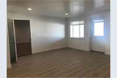 8271 N Iron Horse Dr, Lake Point, UT 84074 - Photo 39