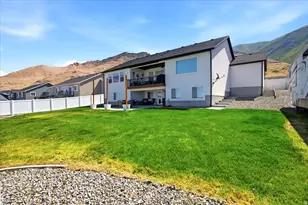 8271 N Iron Horse Dr, Lake Point, UT 84074 - Photo 5