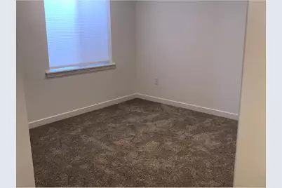 8271 N Iron Horse Dr, Lake Point, UT 84074 - Photo 43