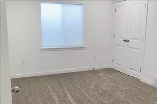 8271 N Iron Horse Dr, Lake Point, UT 84074 - Photo 41