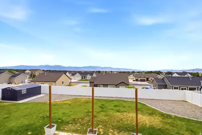 8271 N Iron Horse Dr, Lake Point, UT 84074 - Photo 45