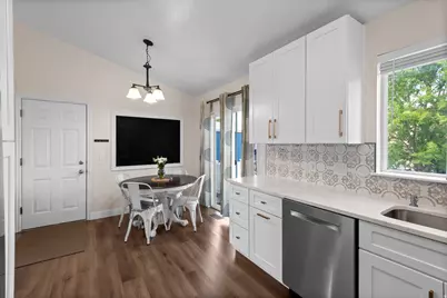 1964 S Dahl Ln, Syracuse, UT 84075 - Photo 9