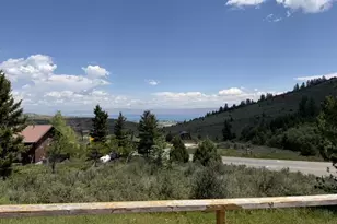 1229 S Lakeview Dr, Garden City, UT 84028 - Photo 9