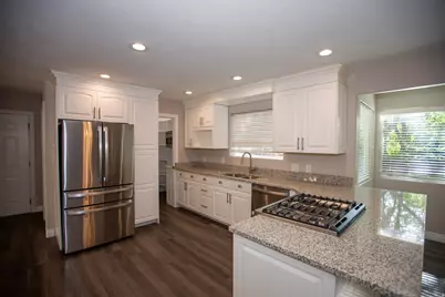 7038 S Horizon Cir E, Cottonwood Heights, UT 84121 - Photo 13