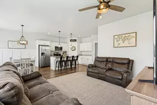 4221 W Juniper Shade Dr, Herriman, UT 84096 - Photo 11