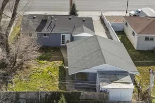 4496 W 5415 S, Kearns, UT 84118 - Photo 37
